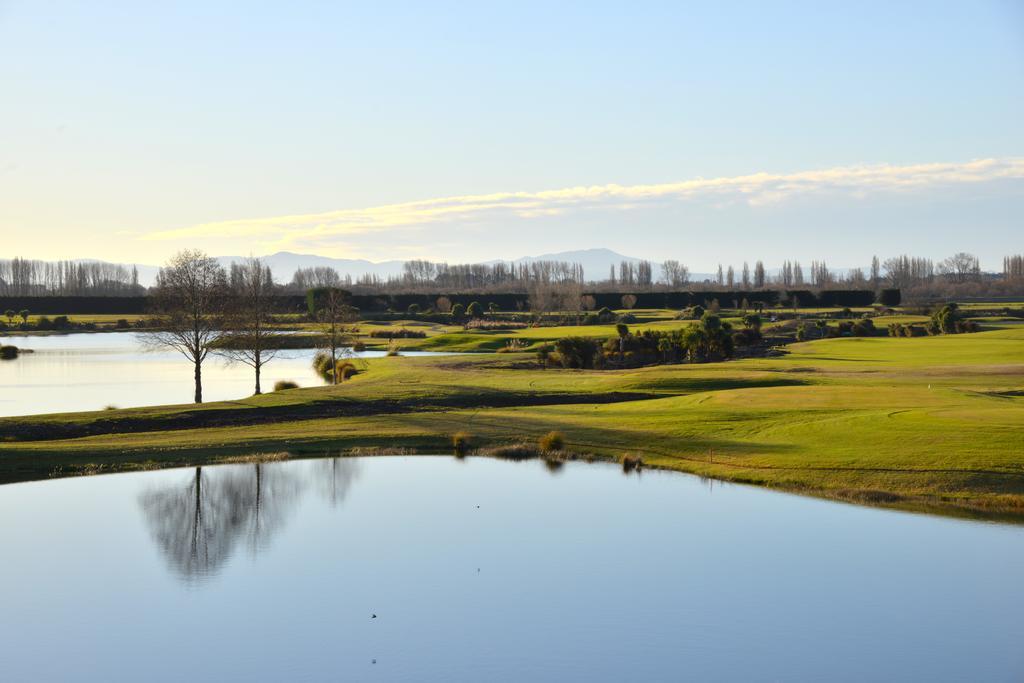 Peppers Clearwater Resort Christchurch Extérieur photo