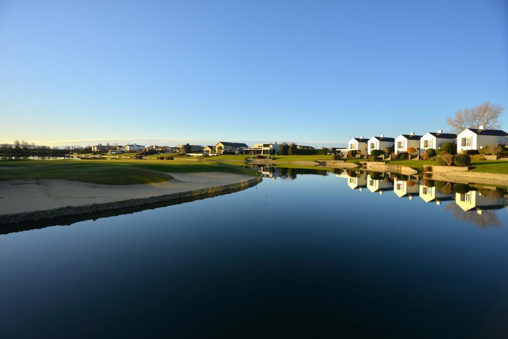 Peppers Clearwater Resort Christchurch Extérieur photo